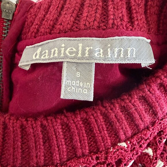 DANIEL RAINN Anthropologie Burgundy Lace Short Sleeve Sweater Small - Picture 11 of 12
